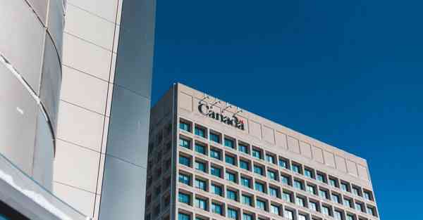 人工智能机器人托盘