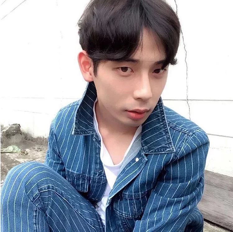 苗琛烟敬