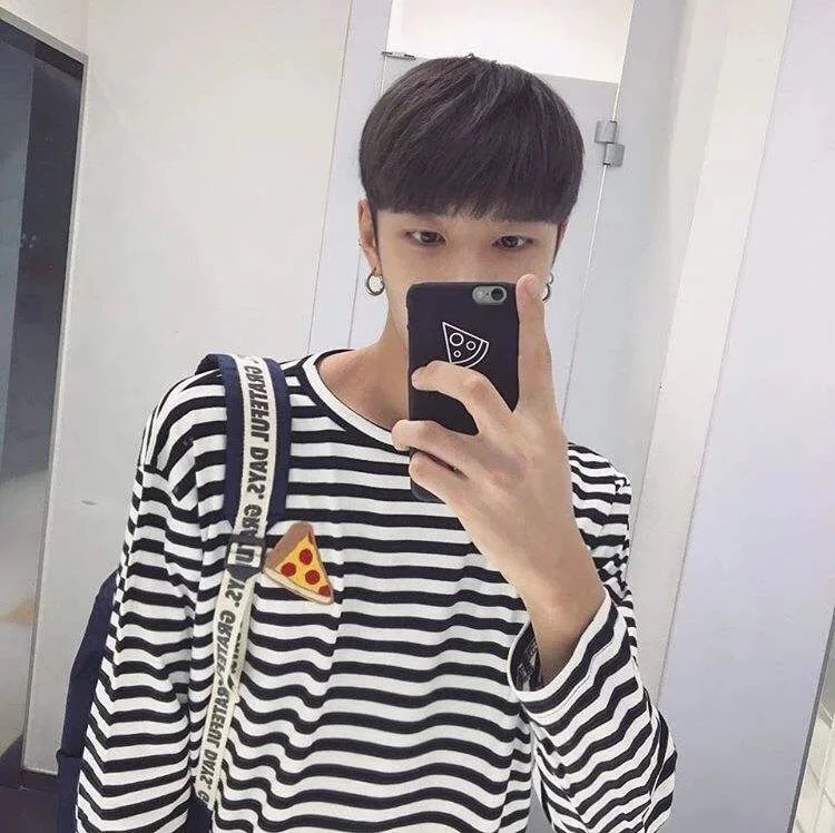 轩辕宇珊珍