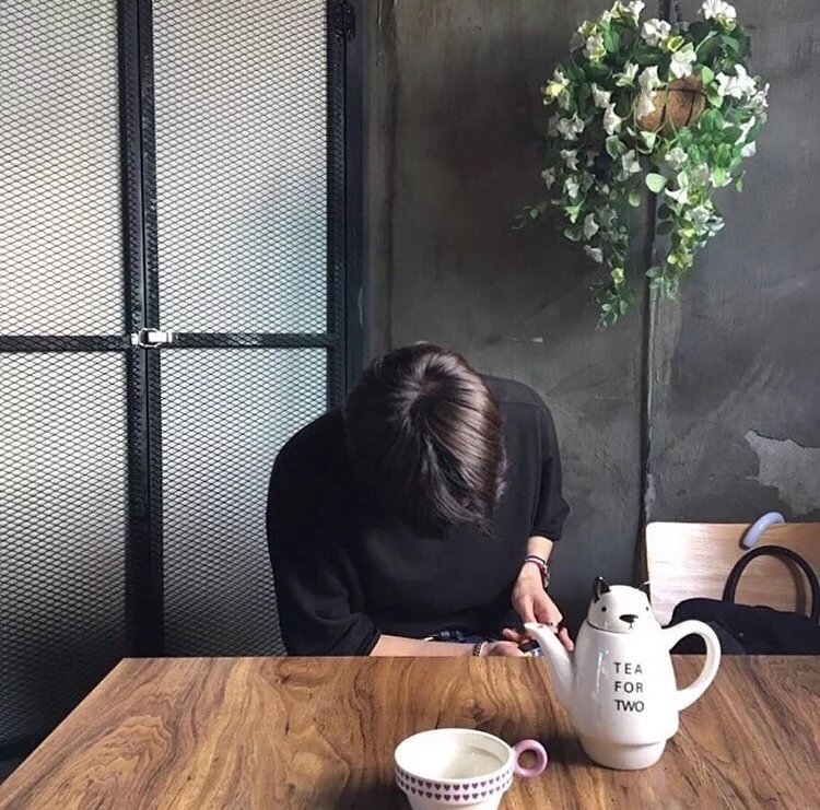 袁山倩纨