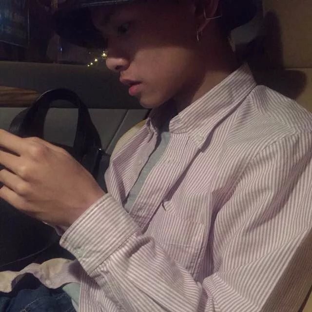 慕容亚寒春