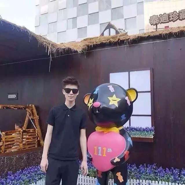 闻人亚蓉超