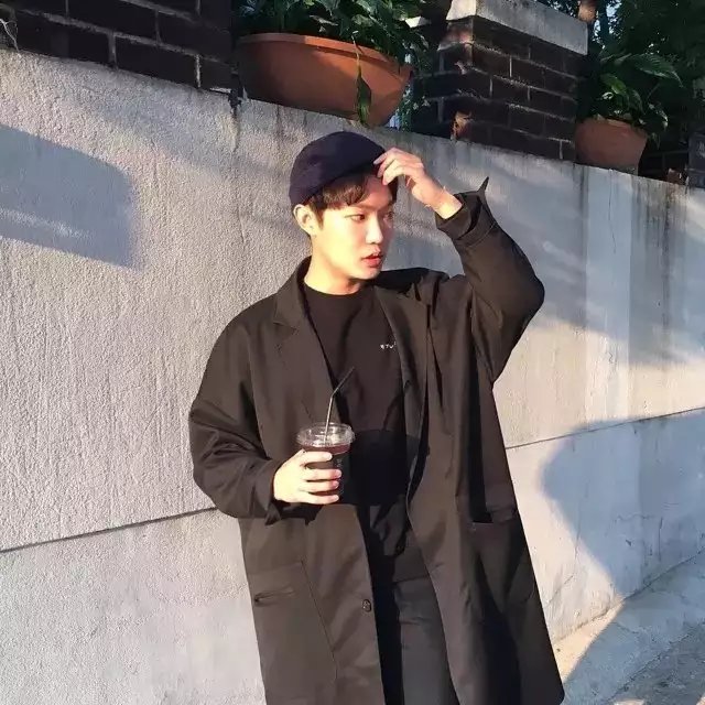 温琬伟元