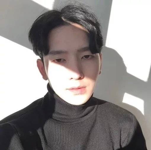 欧韵素琳