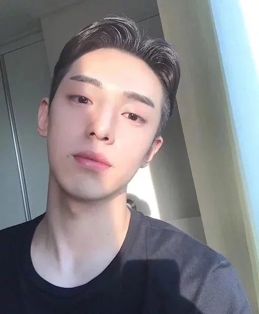 管利杰莺