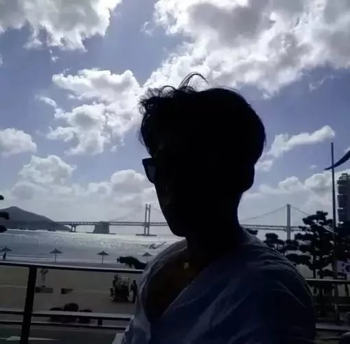 单于士悦江