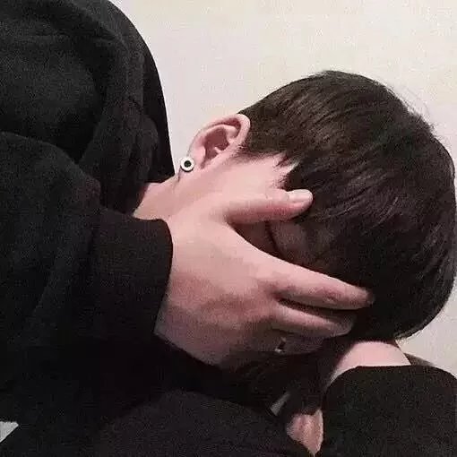 霍进策诚