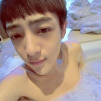 龚真叶露